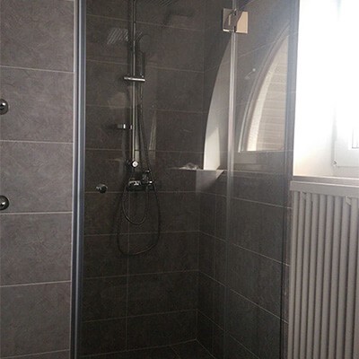 Душова кабінка Dark